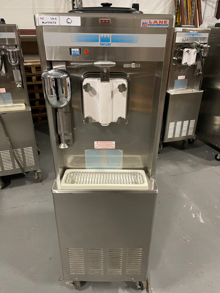 2018 TAYLOR 441 SERIAL M8127172 1PH AIR MILKSHAKE SHAKE MACHINE – Slices  Concession