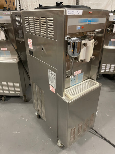 2018 TAYLOR 441 SERIAL M8127172 1PH AIR MILKSHAKE SHAKE MACHINE – Slices  Concession