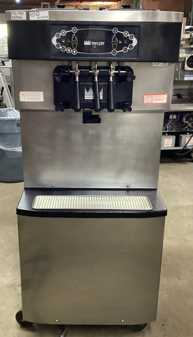 SOLD | 2006 Taylor C712 3 Phase, Water Cooled | Serial K6108135 | Soft Serve Ice Cream Frozen Yogurt Machine