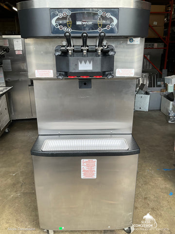 2018 Taylor C717 | Single Phase Air Cooled Serial: M8067534 | Soft Serve Frozen Yogurt Ice Cream Machine