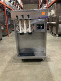 2008 Stoelting F131 1PH Water | Serial 3203904GE | Soft Serve Frozen Yogurt Ice Cream Machine