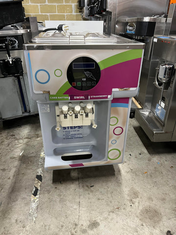 2017 Carpigiani 193G Serial IC131676 3PH Air | Soft Serve Frozen Yogurt Ice Cream Machine
